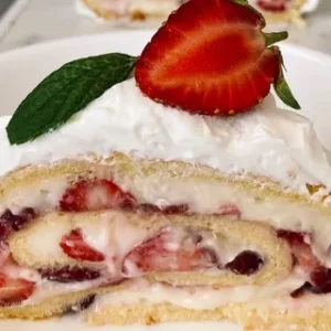 Çilekli Rulo Pasta-190TL