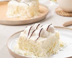 Beyaz çikolatalı profiterol 220 TL