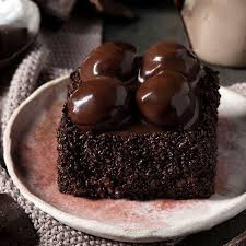 çikolatalı profiterol 220 TL